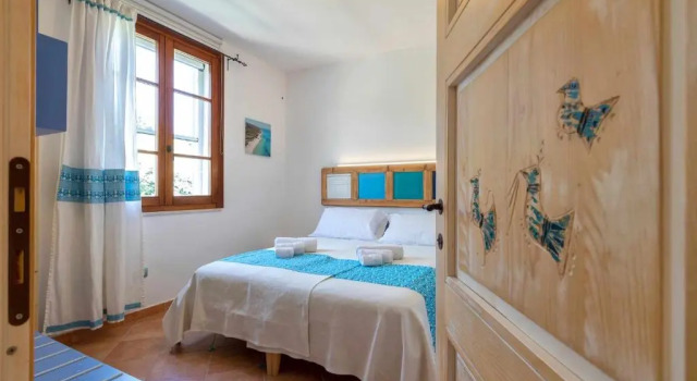 Alghero, Villa Josephine With Spectacular Swimming Pool, for 8 Guests