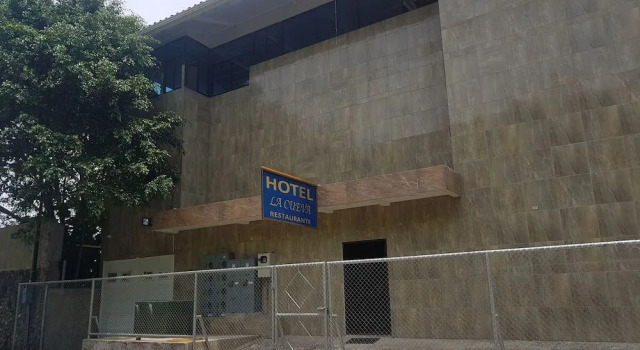 Hotel La Cueva
