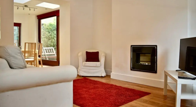 Spacious 3 Bedroom House in Ballsbridge, Забронировать Дом для отпуска Виллы Дублина, рядом с Leinster House, Вилла