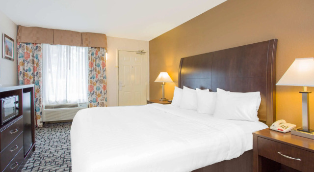 Двухместный номер Standard SureStay Hotel by Best Western North Myrtle Beach