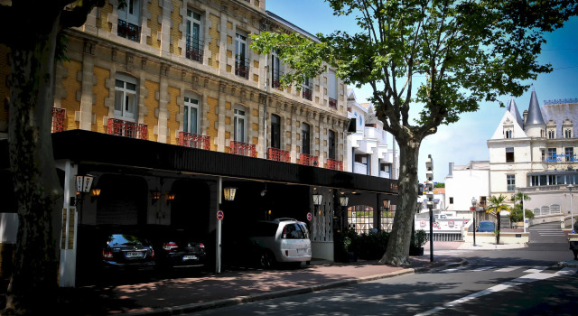 Roc Hôtel, Забронировать Отель Отели Бассен-д'Аркашон с парковкой, Парковка