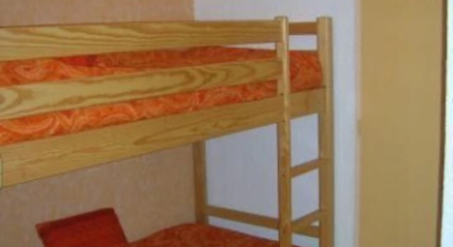 Betelgeuse N°56 : Studio Cabine 4 Personnes / Studio Cabine 4 People