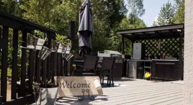 Salmonberry Lane, Buchen Sie Hotel Clearwater 