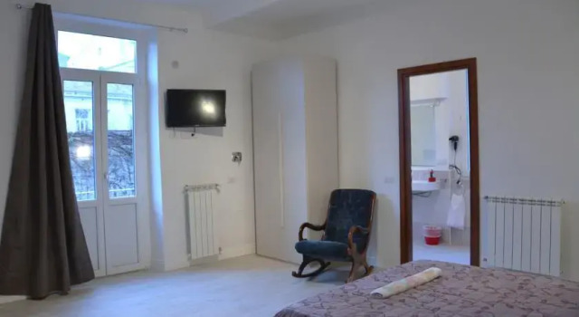 Angelica B&B, Забронировать Отель Рим Лацио, рядом с Посольство США в Риме