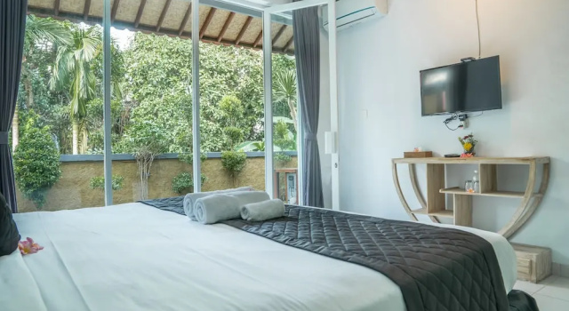 Двухместный номер Deluxe с 3 комнатами с балконом и с видом на сад Puri Suksma Ubud