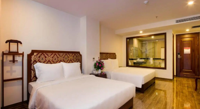 Семейный номер Standard с балконом Red Sun Nha Trang Hotel