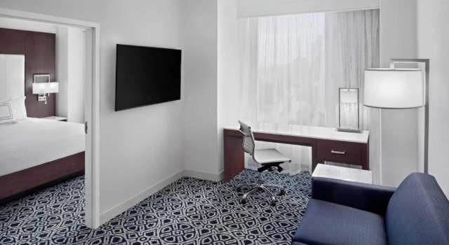 Двухместный люкс c 1 комнатой с видом на город Residence Inn by Marriott Stamford Downtown