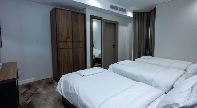 Четырёхместный номер Deluxe с балконом Samama Almaqam Ajyad Hotel Makkah