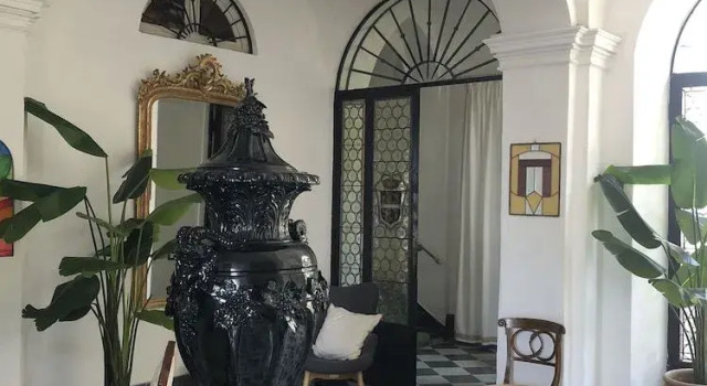 Villa Shelley Boutique Hotel, Забронировать Бутик-отель Отели Леричи с парковкой, рядом с Пляж Lerici, Парковка