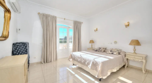 Апартаменты Praia da Marinha Apartment