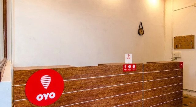 OYO 10039 Beachsides, Varaa Hotelli Candolim Pohjois-Goa