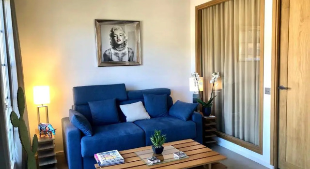 St Tropez T2 central, Забронировать Апартаменты/квартира Отели Сен-Тропе с парковкой, рядом с Cimitière Marin, Парковка
