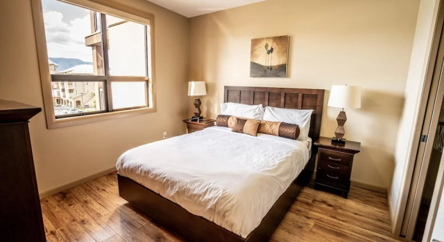 Lake Views at Playa Del Sol #408, Buchen Sie Hotel Kelowna British Columbia