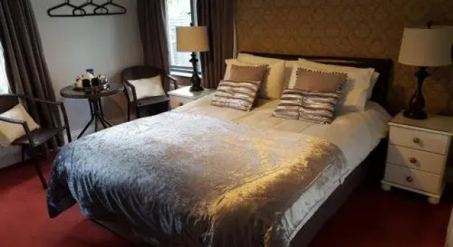 The Baytree Restaurant & Guesthouse, Buchen Sie Bed & Breakfast Carlingford Louth County