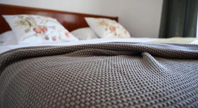 Holiday Home MALI RAJ, Buchen Sie Ferienwohnung Hotels in Gespanschaft Split-Dalmatien mit Pool, Schwimmbad