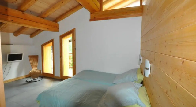 Chalet D' Edmond, Забронировать Шале Виллы Овернь-Рона-Альпы, Вилла