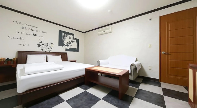 No 25 Hotel Chilgok Seokjeok Namgumi Branch, Забронировать Отель Отели провинции Кёнсан-Пукто с парковкой, Парковка