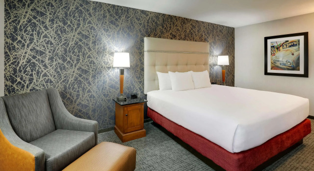 Luksusowy pokój Drury Inn & Suites Springfield IL