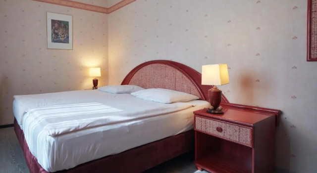 Трёхместный номер Standard Hotel Crystal