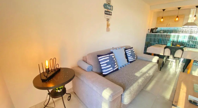 Апартаменты c 1 комнатой Somptueux appartement rénové en bord de mer