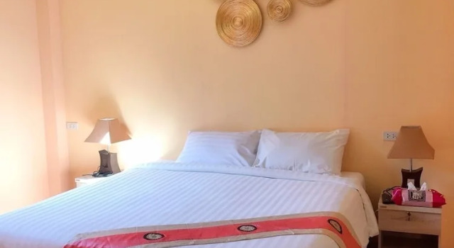 Четырёхместный семейный номер Standard с 2 комнатами с балконом Nankanok Bungalow