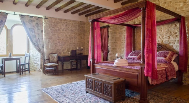 Номер Deluxe Bed and Breakfast Le Château de Morey