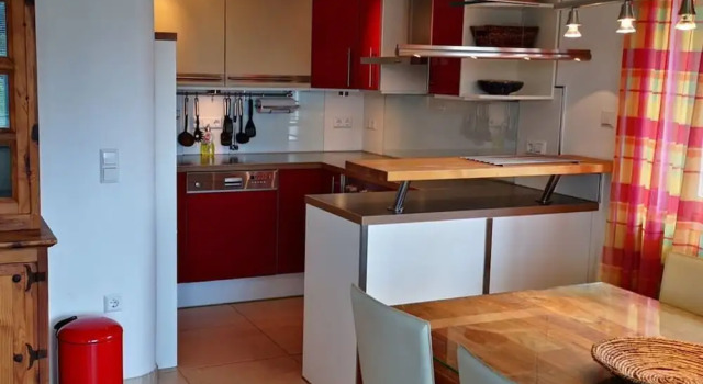 Апартаменты Holiday Home Anna Comfortable Vacation Home