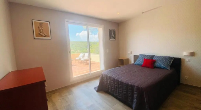 Charmante villa avec piscine au calme, 6 personnes