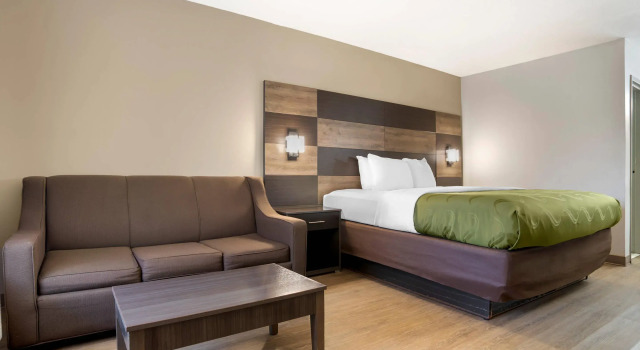 Двухместный люкс Quality Inn Panama City North