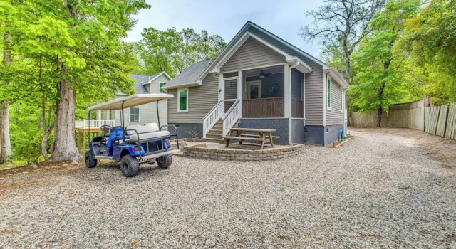 Little River Cottage with Deck, Забронировать Дом для отпуска Литл-Ривер Гранд-Странд, рядом с Vereen Memorial Historical Gardens