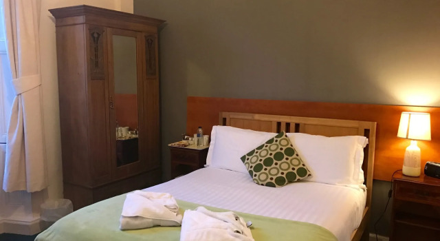 Glenlossie Guest House
