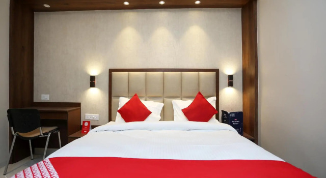 OYO 18890 Hotel City Inn