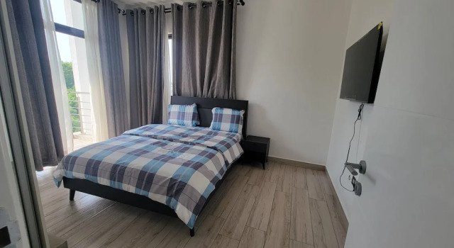 Апартаменты Executive Acasia Luxury Homes Cantonment