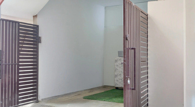 Super Hotel O Sector 23 Udyog Vihar, Забронировать Отель Гургаон 