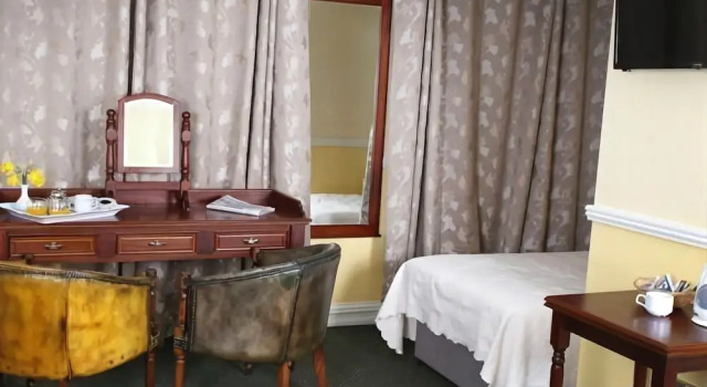 Reddans of Bettystown Luxury Bed & Breakfast, Restaurant and Bar, Boek Hotel Bettystown Meath