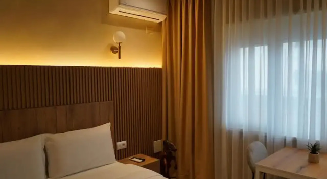 Vatër Apartments, Забронировать Апартаменты/квартира Отели в центре Тираны, в центре, Завтраки, Парковка