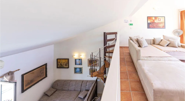 2 Bedroom Cozy Home In Okrug Donji, Забронировать Отель Округ-Доньи Ciovo Island