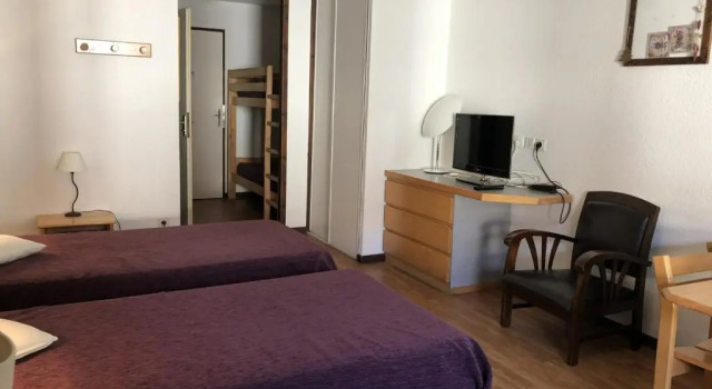 Appartement Brides-les-Bains, 1 pièce, 4 personnes - FR-1-512-164, Prenota Appartamento Hotel a Alvernia con parcheggio, Parcheggio