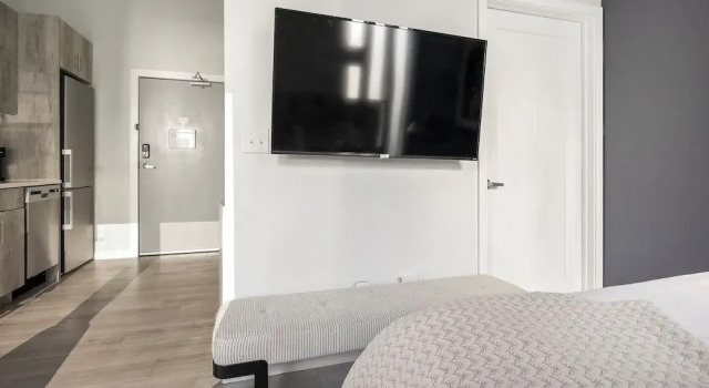 Landing Apartments - Denver LoHi Near Union Station, Забронировать Апартаменты/квартира Апартаменты Денвера, рядом с Католическая церковь миссии Св. Патрика, Апартаменты/квартира