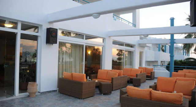 Irina Beach Hotel