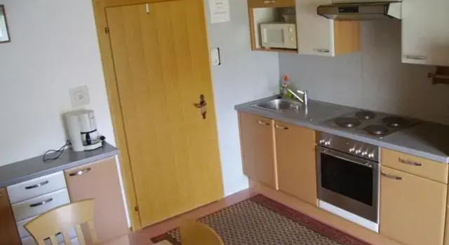 Haus Marion, Prenota Hotel Hotel a Tirolo con parcheggio, Parcheggio