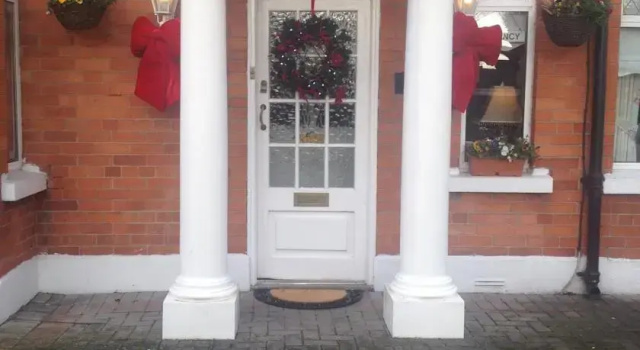 Almara Bed & Breakfast Dublin, Rezervați Hotel Hoteluri în Dublin County cu parcare, Parcare
