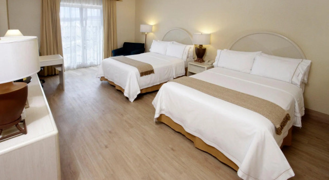 Четырёхместный номер Standard Holiday Inn Express Torreon by IHG