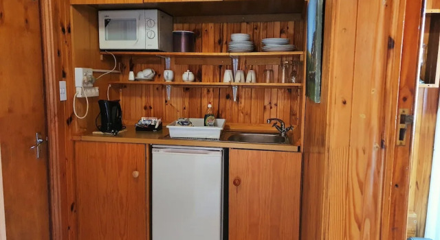 Двухместный номер Economy с балконом Lakeside Accommodation