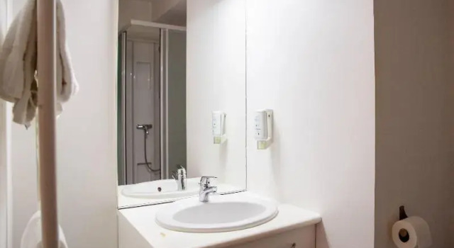 Одноместный номер Standard с балконом Comfort Aparthotel Besancon Hauts du Chazal