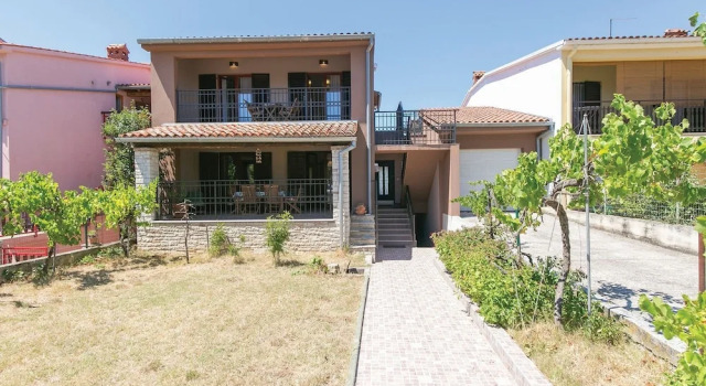 Spacious Holiday Home Near Fažana and Pula With a Private Swimming Pool and Jacuzzi
