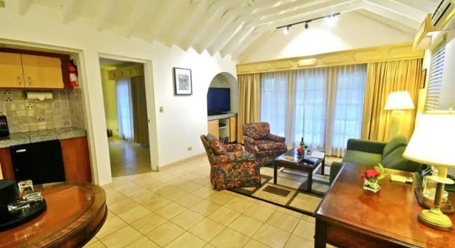 Fourways Inn