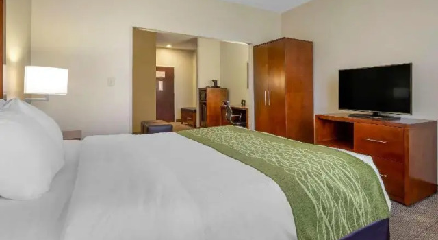 Люкс Comfort Inn & Suites Lenoir Hwy 321 Northern Foothills