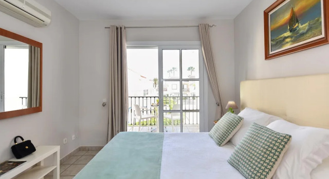 Bungalow Pasito Blanco Marina Port 4 by VillaGranCanaria, Prenota Hotel Hotel a Gran Canaria con piscina, Piscina