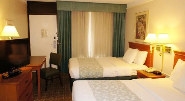 La Quinta Inn Bristol, Забронировать Отель Бристол Виргиния
